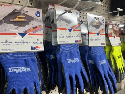 ropa-laboral-guantes